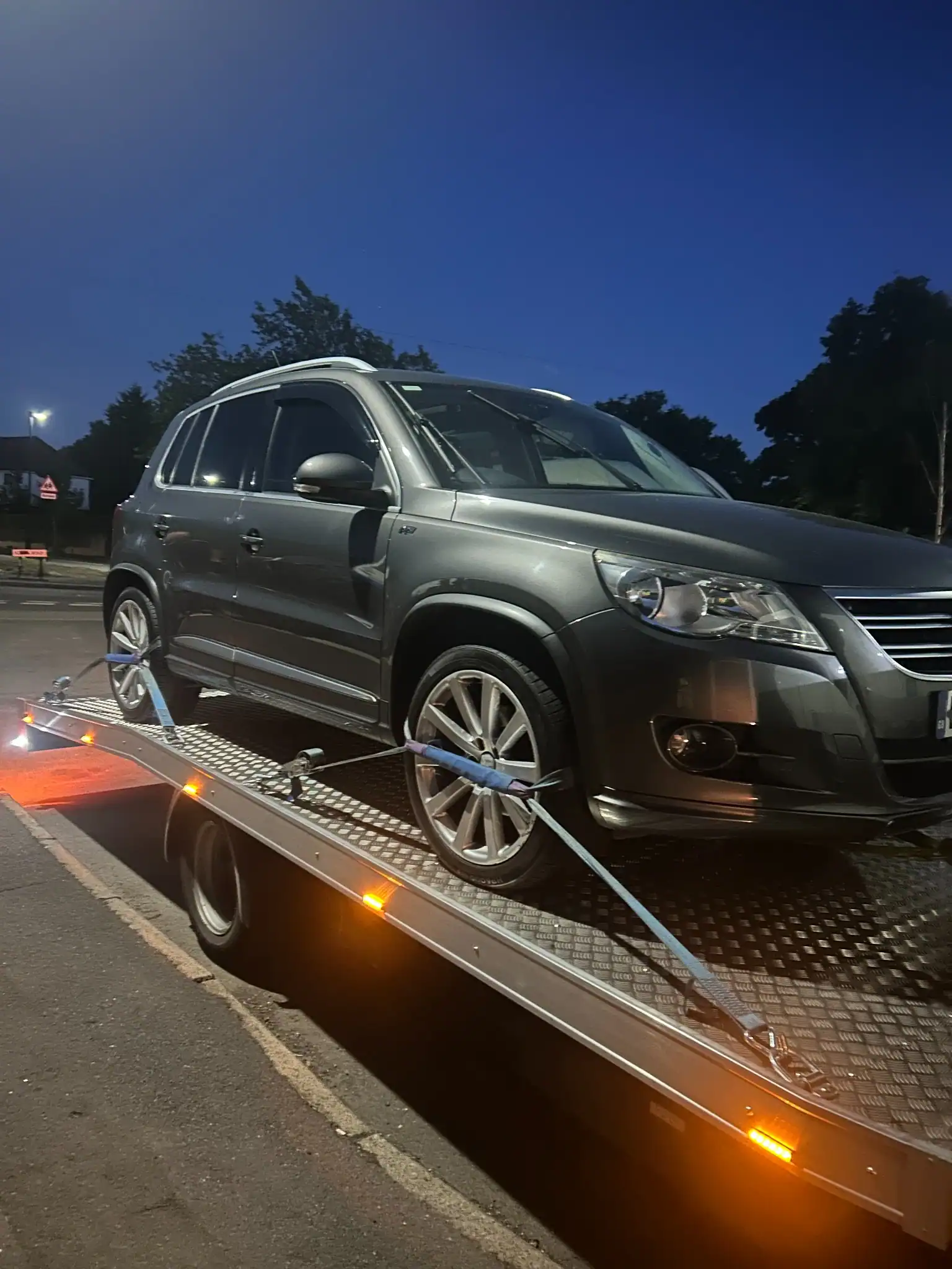 Vehicle Recovery Tamworth VW Tiguan transport